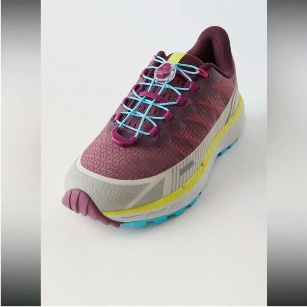 Zara kids, purple, VIBRAM Sneakers, size 4 ( 9.0 inches)